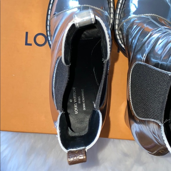 EXCLUSIVE LOUIS VUITTON Booties SOHO EXCLUSIVE - Picture 7 of 8